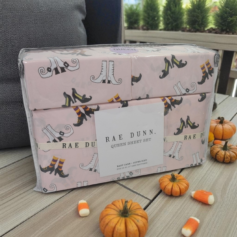 RAE DUNN Queen Halloween Sheet Set Pink Witch Shoes New in Package